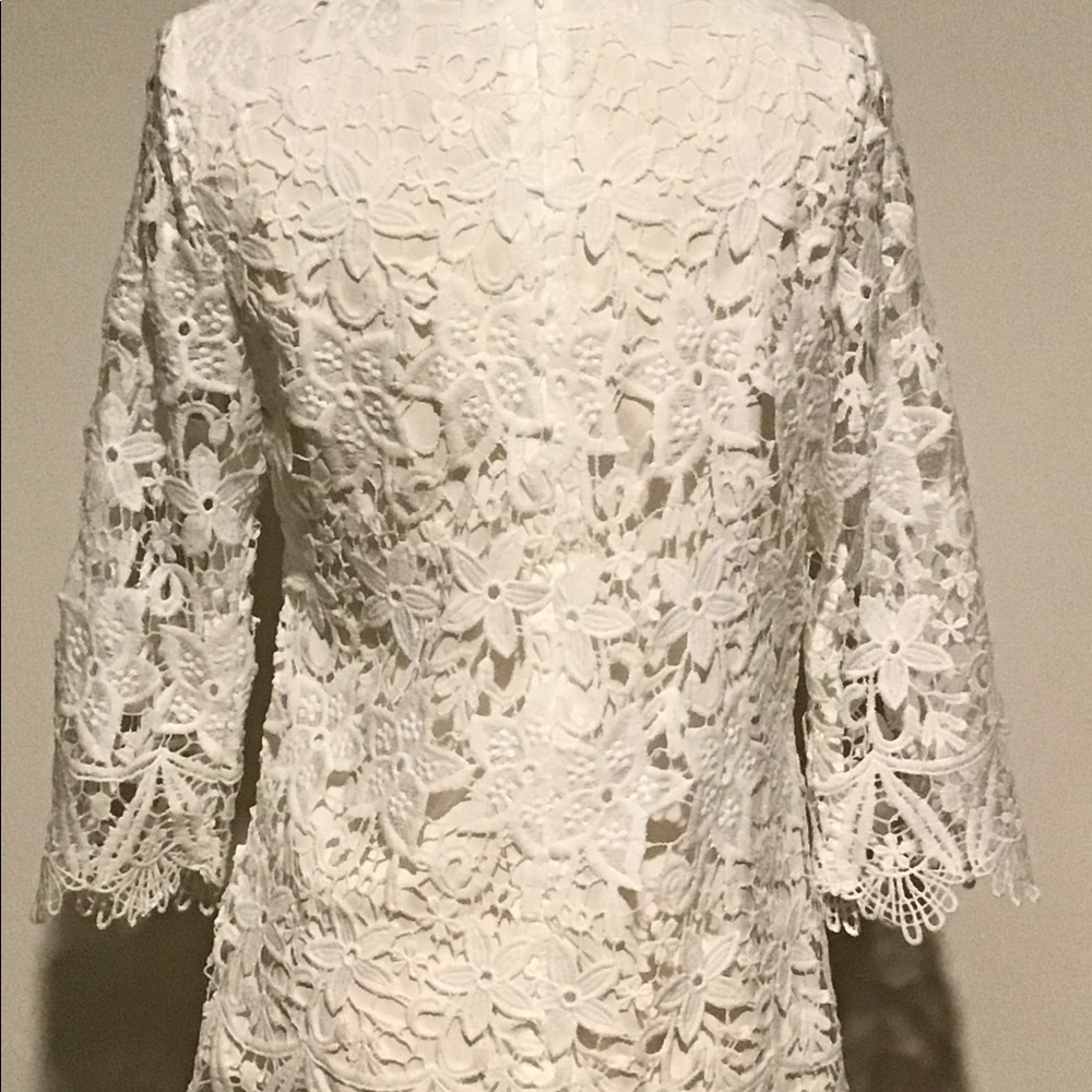 Lace top in size Small NWT - Picture 8 of 9